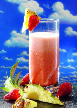 Erdbeer-Ananas-Drink Wohlfühldiät