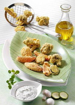 Frittiertes Gemüse mit Feta-Dip